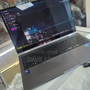 New Laptop Samsung 16GB Intel Core Ultra 7 SSD 512GB