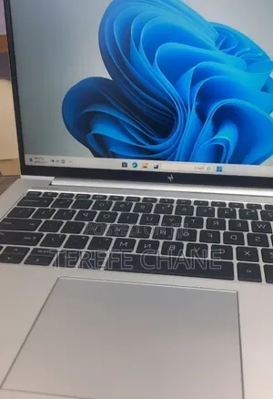 New Laptop HP EliteBook 840 G9 16GB Intel Core i7 SSD 512GB