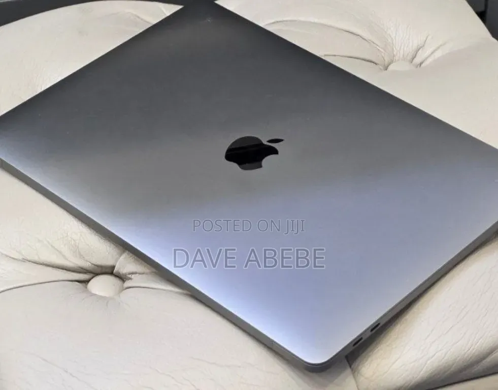 New Laptop Apple MacBook Pro 2019 16GB Intel Core i7 SSD 512GB