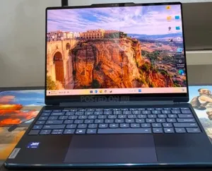 New Laptop Lenovo Yoga 9 16GB Intel Core Ultra 7 SSD 1T