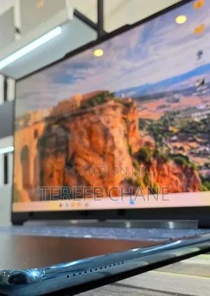 New Laptop Lenovo Yoga 9 16GB Intel Core Ultra 7 SSD 1T