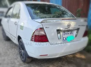 Toyota Corolla 2005 White