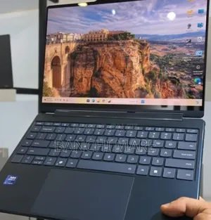 New Laptop Lenovo Yoga 7i 16GB Intel Core Ultra 7 SSD 1T
