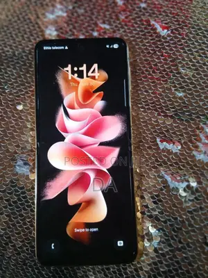 New Samsung Galaxy Z Flip3 5G 256 GB White