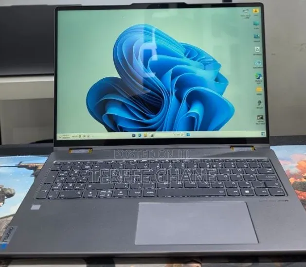 New Laptop Lenovo ThinkPad Yoga 370 16GB AMD Ryzen 7 SSD 512GB