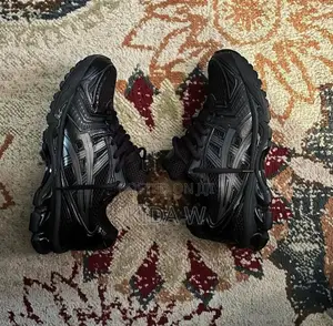 Asics Kayeno Trple Black