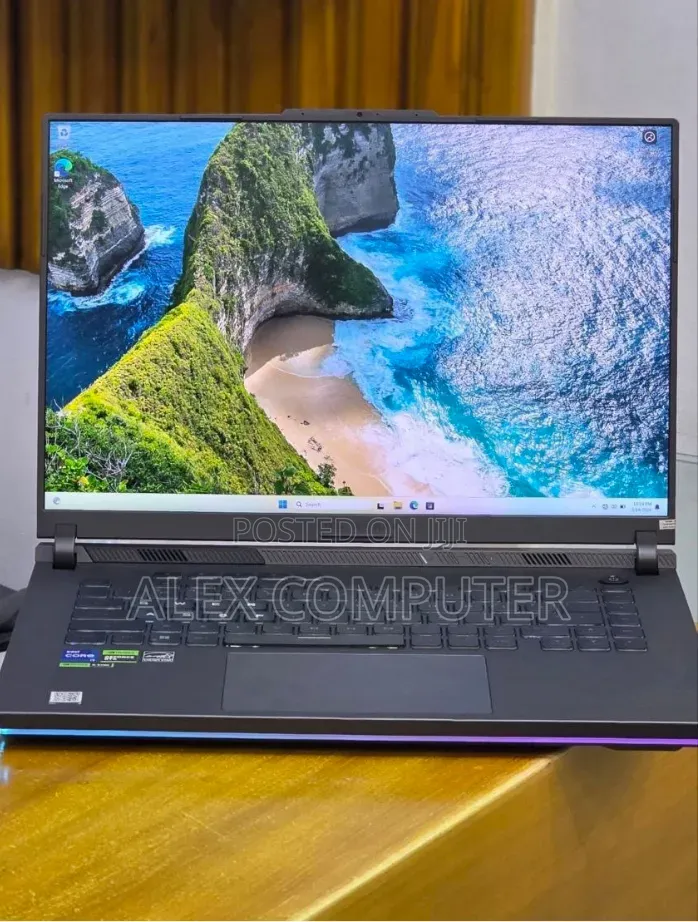 New Laptop Asus ROG Strix G16 G614 16GB Intel Core i7 SSD 1T