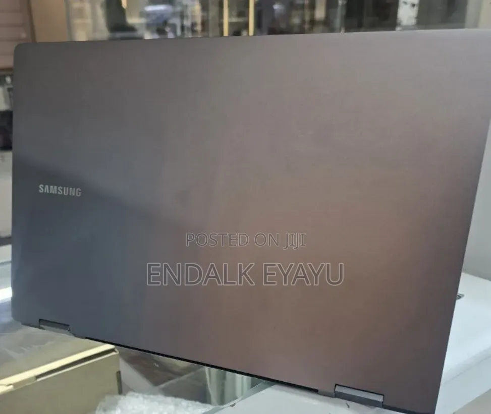 New Laptop Samsung 16GB Intel Core Ultra 7 SSD 512GB