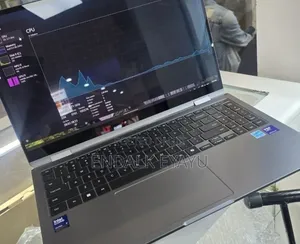 New Laptop Samsung 16GB Intel Core Ultra 7 SSD 512GB