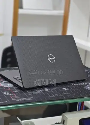 Laptop Dell Latitude 7410 16GB Intel Core i5 SSD 256GB