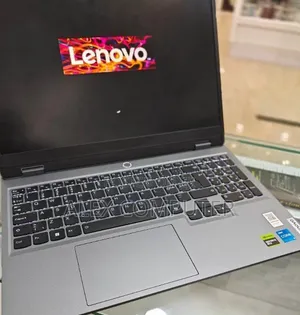 New Laptop Lenovo LOQ 15IRH8 16GB Intel Core i5 SSD 512GB