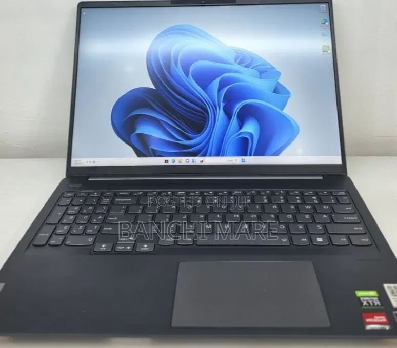 New Laptop Lenovo IdeaPad 110 16GB AMD Ryzen 7 SSD 512GB