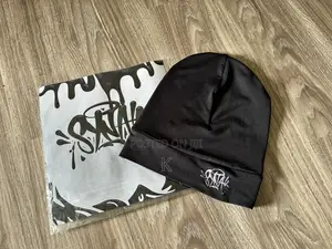 Black Syna World Skull Cap