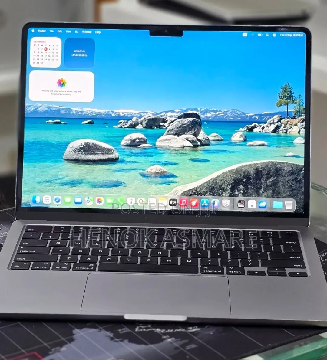 New Laptop Apple MacBook Air 2022 M2 8GB Apple M2 SSD 256GB