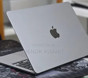 New Laptop Apple MacBook Air 2022 M2 8GB Apple M2 SSD 256GB