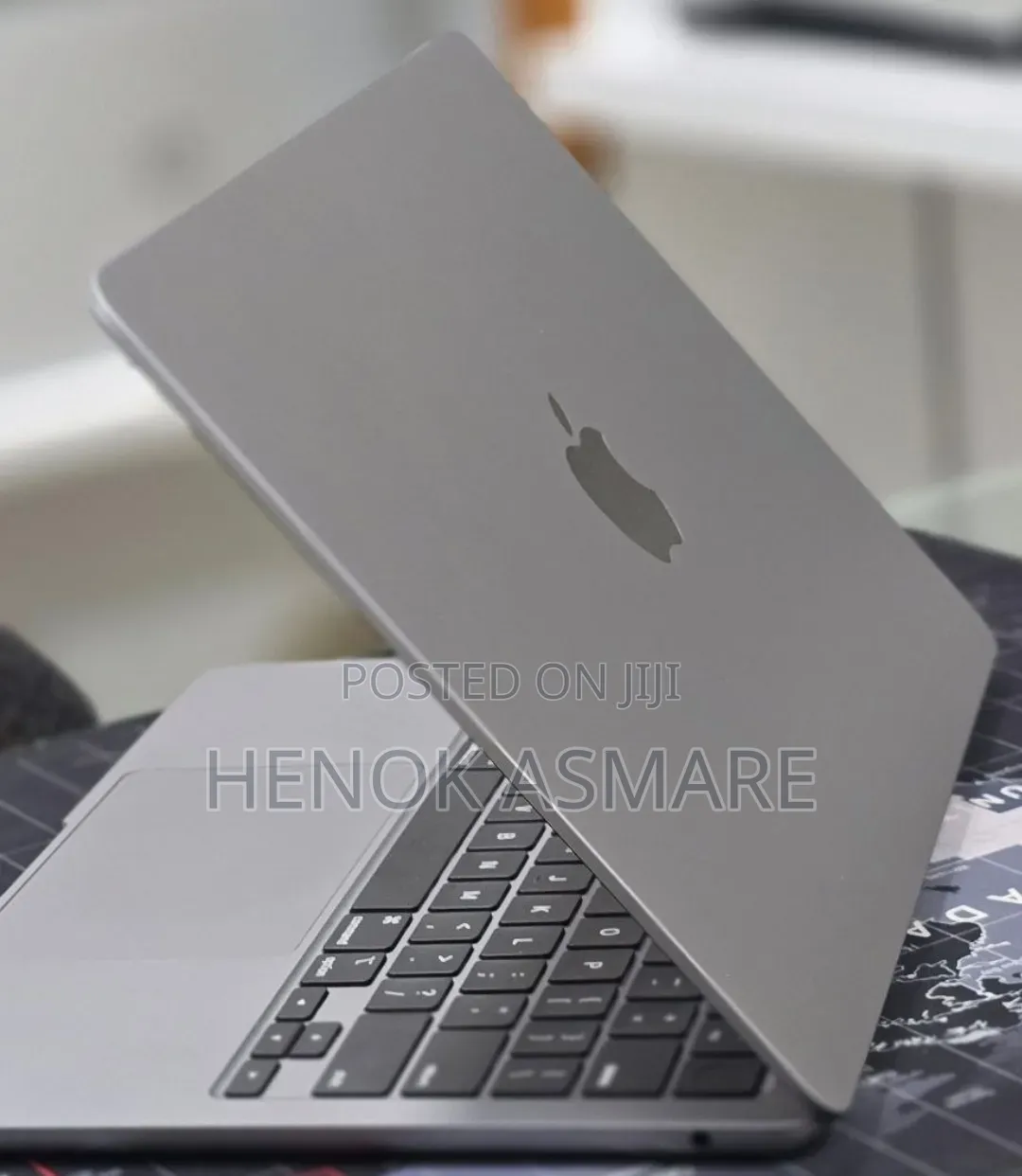 New Laptop Apple MacBook Air 2022 M2 8GB Apple M2 SSD 256GB