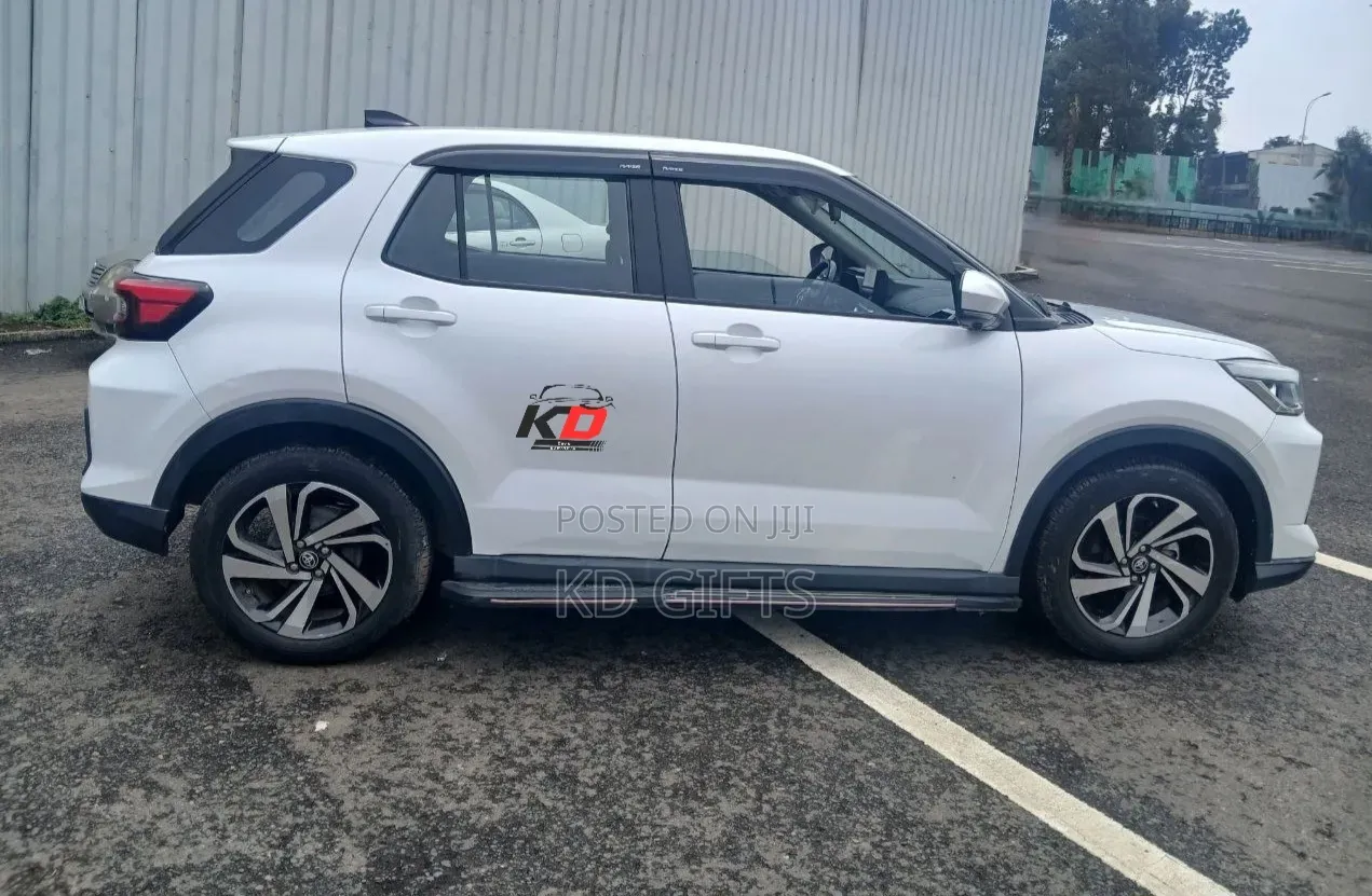 Toyota Raize 2022 White