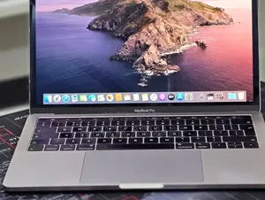 New Laptop Apple MacBook Pro 2019 16GB Intel Core i7 SSD 512GB