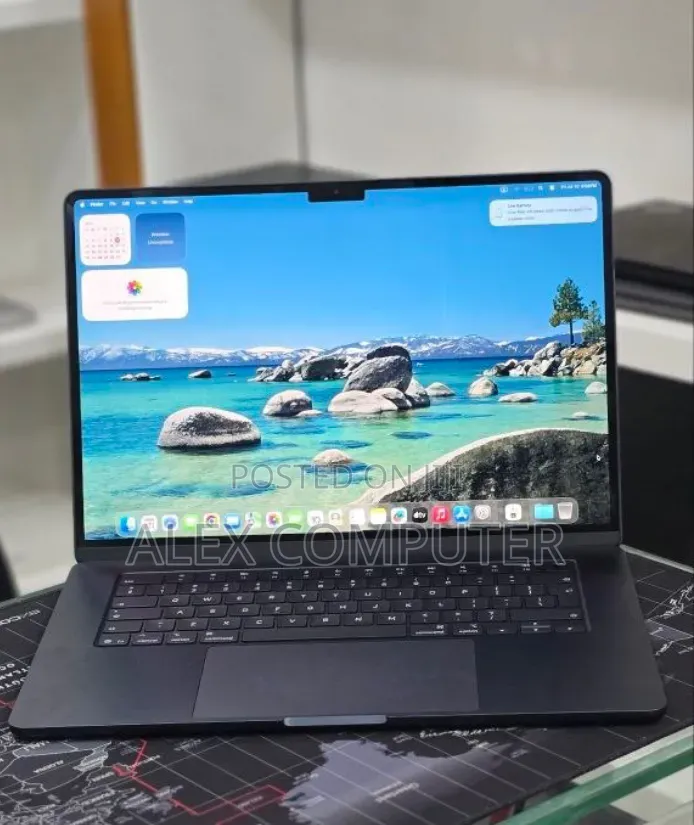 New Laptop Apple MacBook Air 2025 M4 16GB Apple M4 SSD 256GB