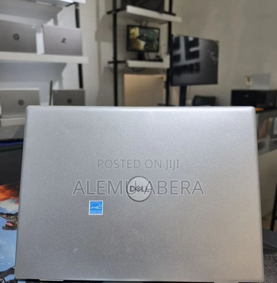 New Laptop Dell Inspiron 14 16GB Intel Core i7 SSD 512GB