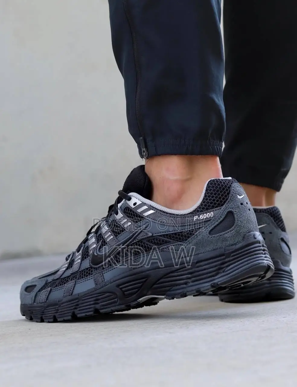 #P6000 Black
