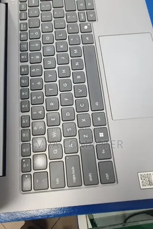 New Laptop Lenovo 16GB Intel Core 5 SSD 512GB