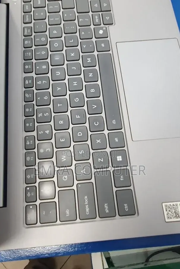 New Laptop Lenovo 16GB Intel Core 5 SSD 512GB
