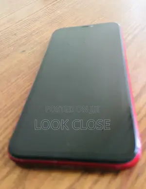 Apple iPhone 11 128 GB Red