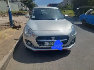 Suzuki Swift 2022 Silver