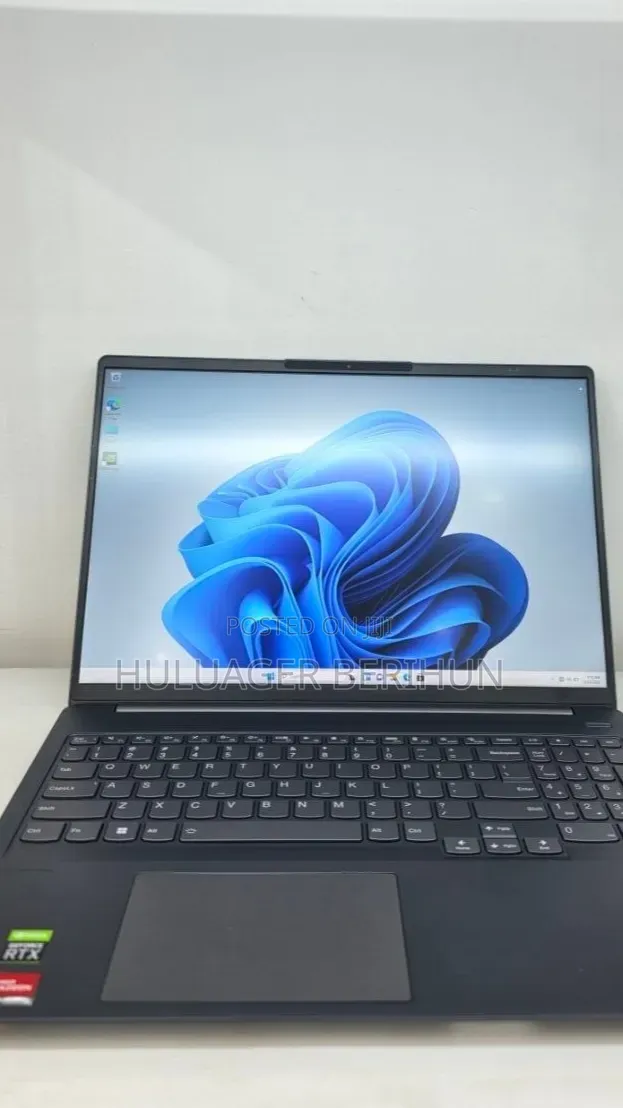 New Laptop Lenovo Ideapad 3 16GB AMD Ryzen 7 SSD 512GB