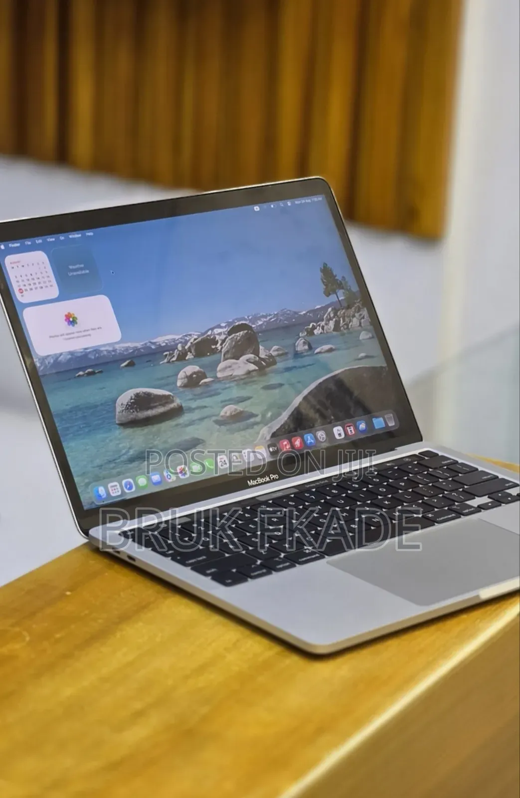 New Laptop Apple MacBook Pro 2020 32GB Intel Core i7 SSD 512GB