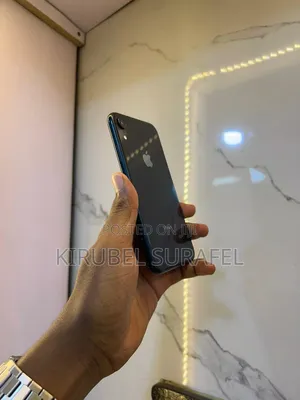 New Apple iPhone XR 64 GB Black