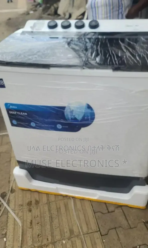 MIDEA 15 Kg Washing Machine