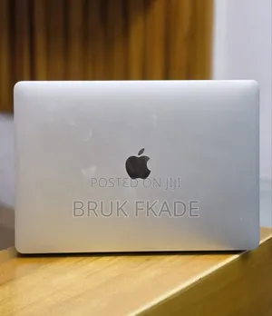 New Laptop Apple MacBook Air 2020 M1 8GB Apple M1 SSD 256GB
