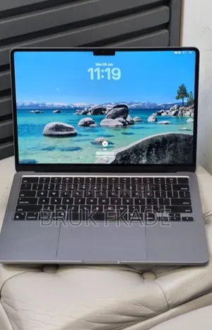 New Laptop Apple MacBook Air 2020 M1 8GB Apple M1 SSD 256GB