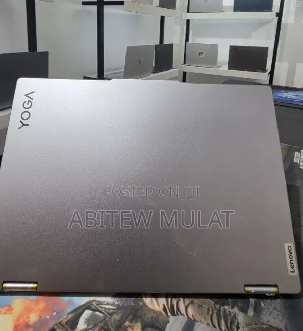 New Laptop Lenovo Yoga 710 16GB AMD Ryzen 7 SSD 512GB
