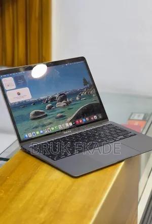 New Laptop Apple MacBook Air 2020 M1 16GB Apple M1 SSD 256GB