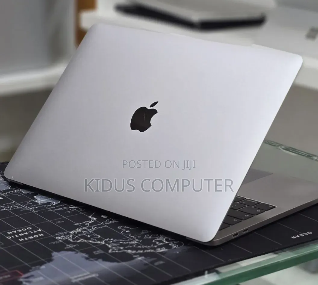 New Laptop Apple MacBook Pro 2019 16GB Intel Core i7 SSD 512GB