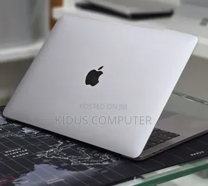 New Laptop Apple MacBook Pro 2019 16GB Intel Core i7 SSD 512GB