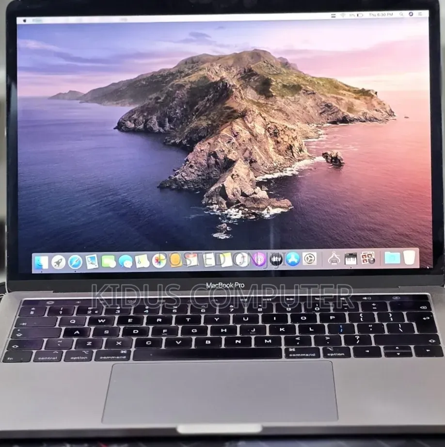 New Laptop Apple MacBook Pro 2019 16GB Intel Core i7 SSD 512GB