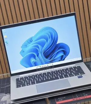 Laptop HP EliteBook 840 16GB Intel Core i7 SSD 512GB