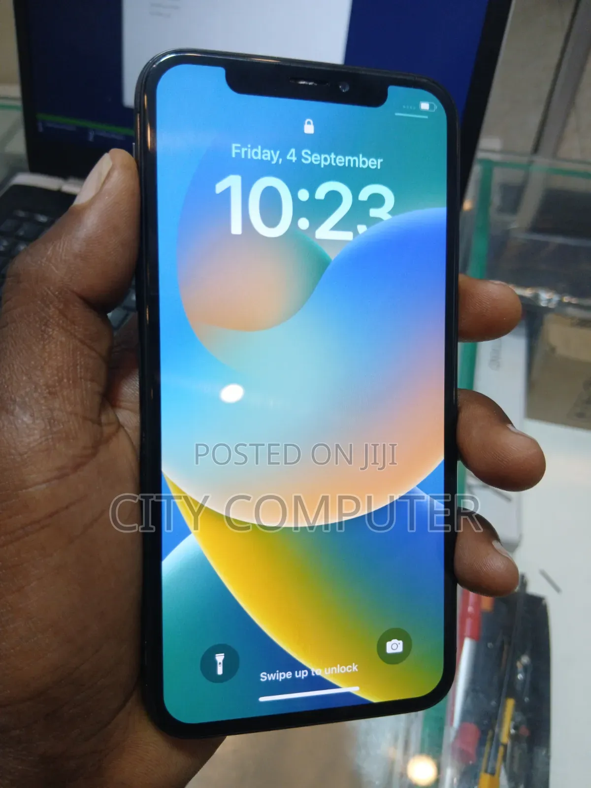 New Apple iPhone X 256 GB Black