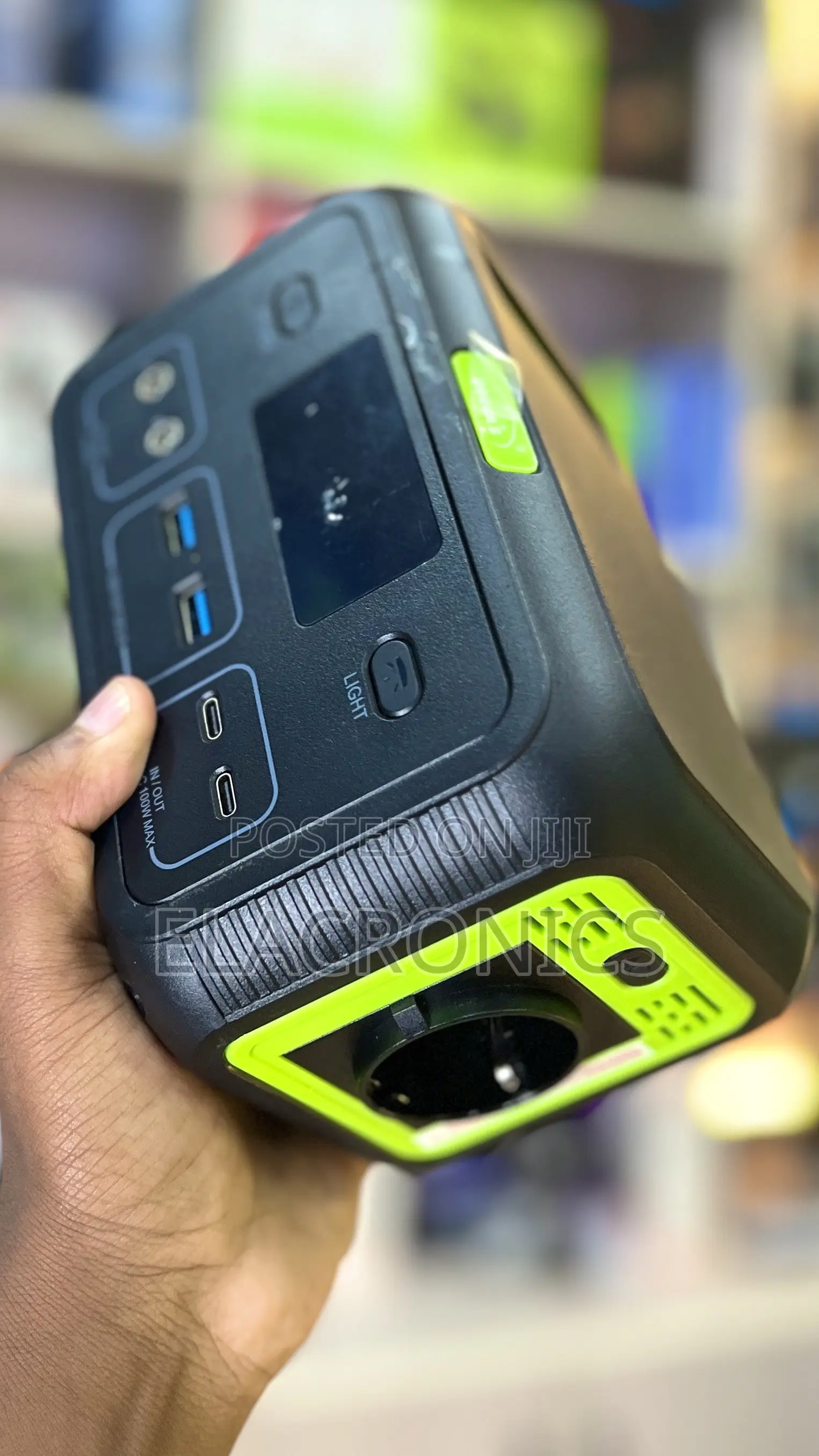 Ruggas Mini Power Station (150 - 300W Portable PowerStation)