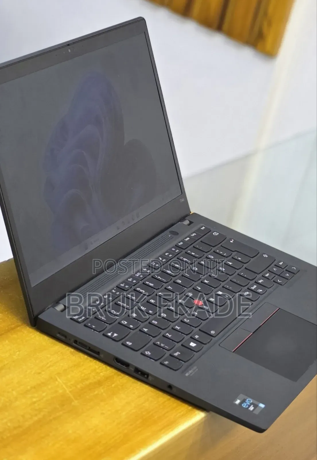 New Laptop Lenovo ThinkPad T14s Gen 2 16GB Intel Core i7 SSD 512GB