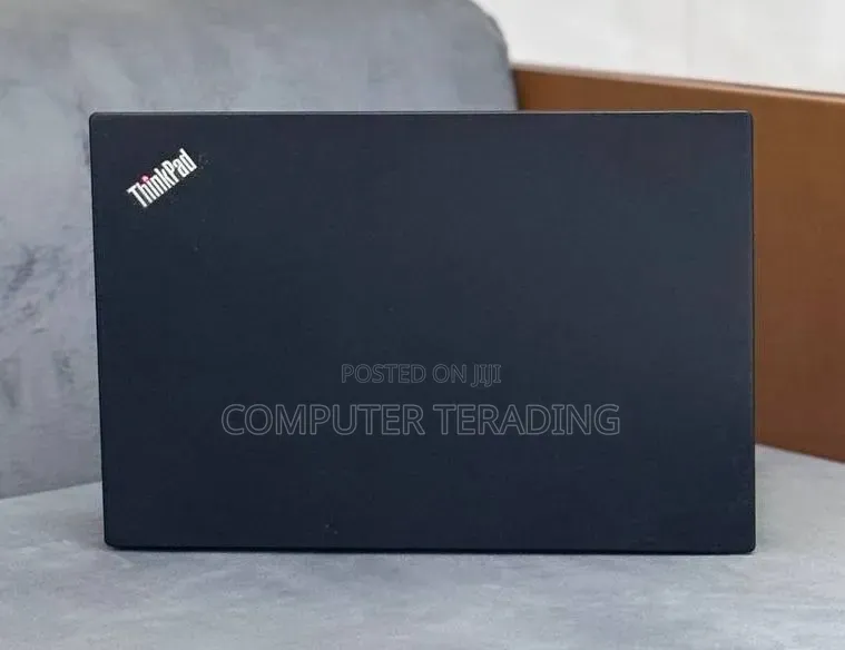 New Laptop Lenovo ThinkPad T480s 8GB Intel Core i5 SSD 512GB