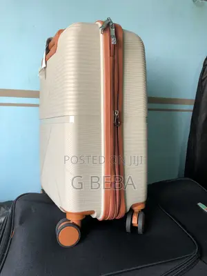 Follow Me Bag From Dubai 🌇