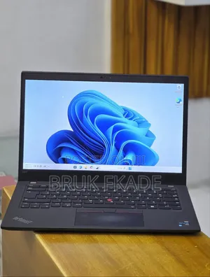 New Laptop Lenovo ThinkPad T14s Gen 2 16GB Intel Core i7 SSD 512GB