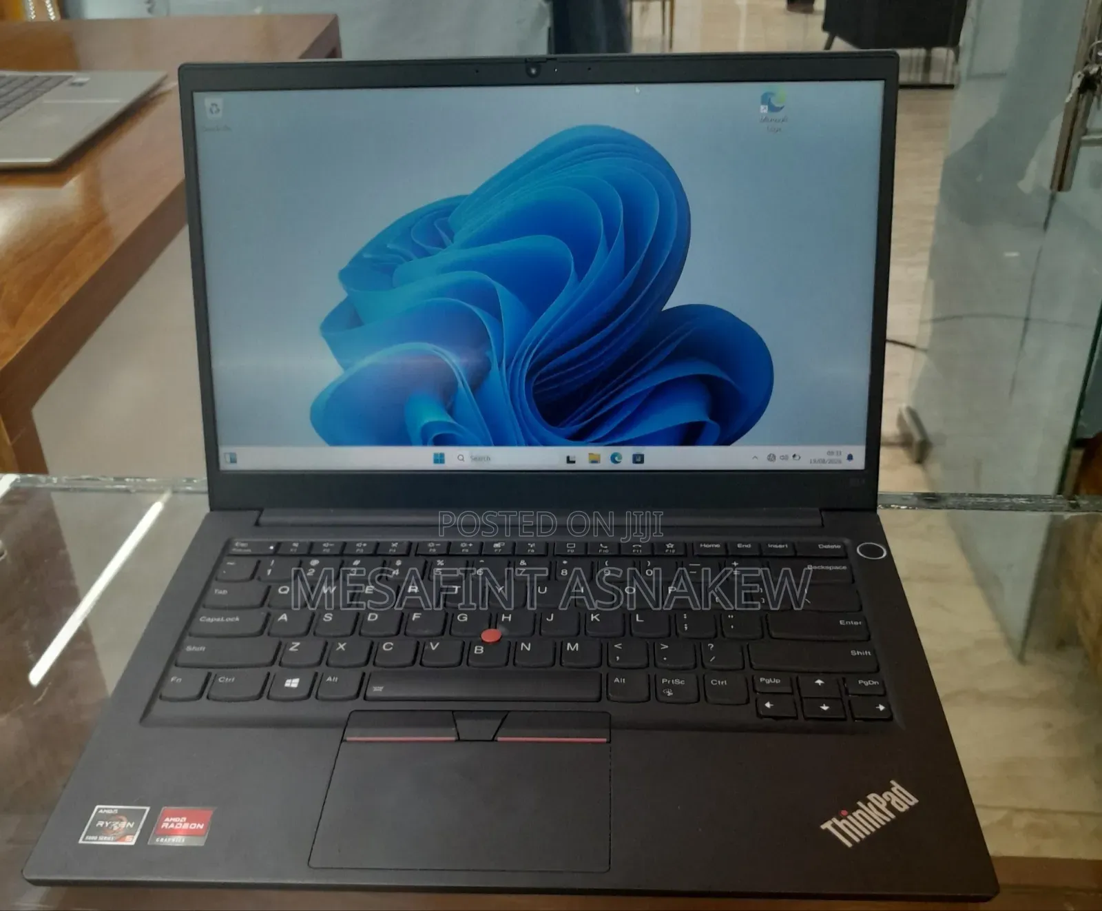 New Laptop Lenovo ThinkPad Yoga 16GB AMD Ryzen 7 SSD 512GB