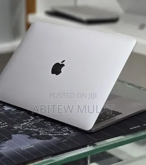New Laptop Apple MacBook Pro 2019 16GB Intel Core i7 SSD 512GB