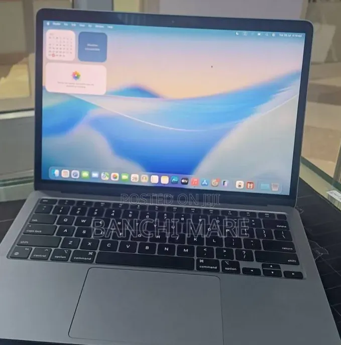 New Laptop Apple MacBook Air 2020 M1 8GB Apple M1 SSD 256GB